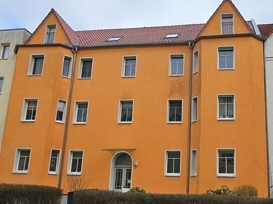 2 Raumwohnung mit Balkon sucht neue Mieter in Senftenberg