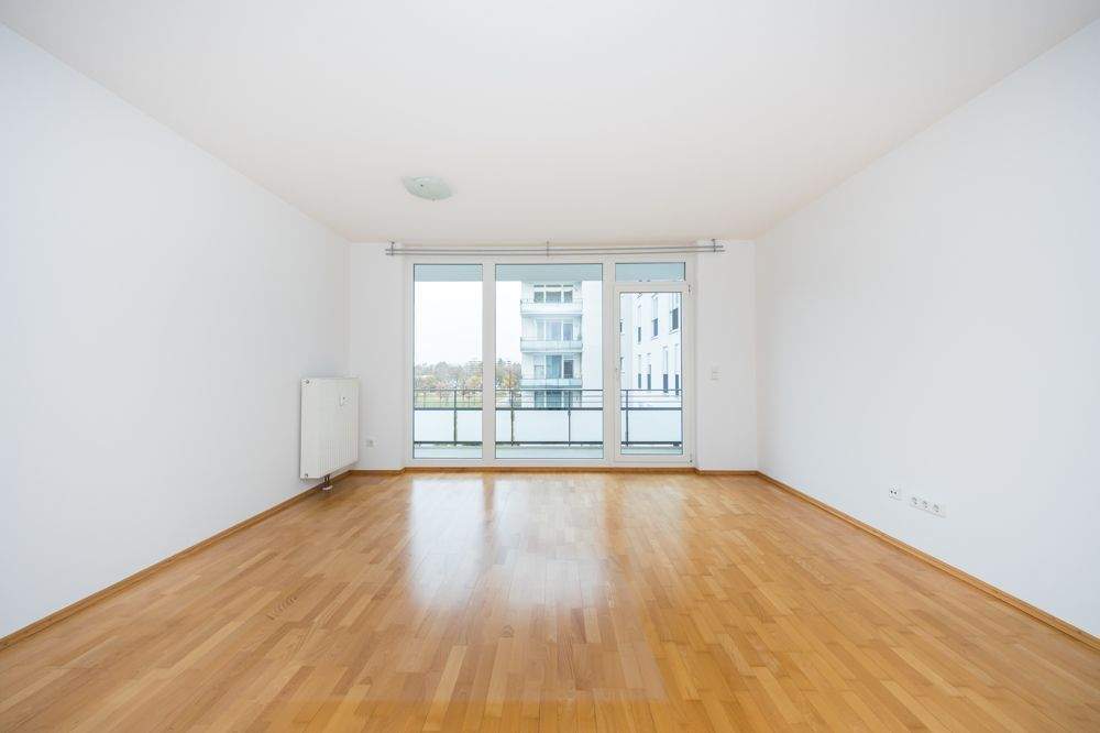 Hell & modern mit großem Balkon in ruhiger Lage an der U6 Klinikum Großhadern