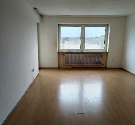 Frisch renovierte 3-Zimmer-Wohnung mit schönem Ausblick