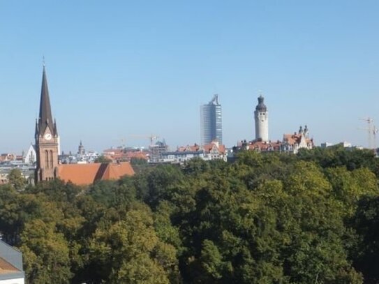 EXKLUSIVE DG-MAISONETTE-WOHNUNG IN ERSTKLASSIGER LAGE AM CLARA-ZETKIN-PARK