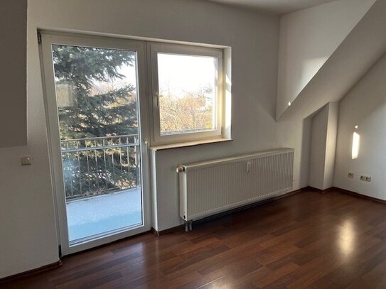 tolle 2 Raum Maisonette Wohnung mit Balkon