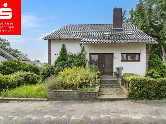 Bremen-Vegesack: Zweifamilienhaus mit Garten, Garage, Terrasse und Balkon in guter Lage