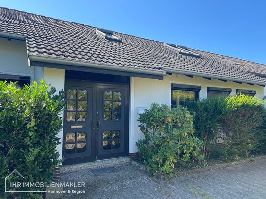 Isernhagen-Kirchhorst Reihenendhaus 225 qm Wfl. mit Garage, Sauna, Wintergarten Grundstück 473 qm