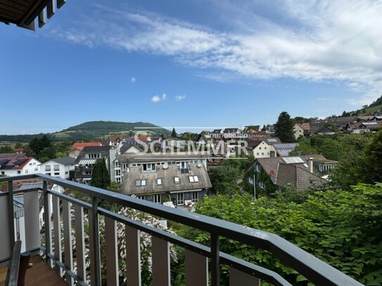 Sölden bei Freiburg ++ Viel Platz! Einfamilienhaus mit Einliegerwohnung im idyllischen Hexental!