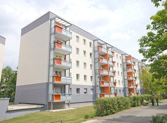 In der Herrichtung! 4- Räume mit Balkon für Familien!