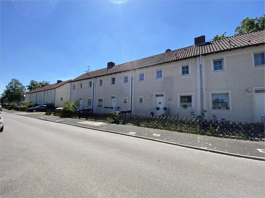 Vermietetes Reihenmittelhaus mit Garage und Garten am Stadtrand von Celle