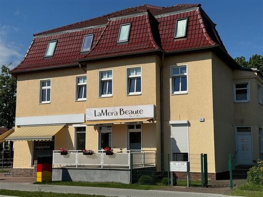 Wohn- und Geschäftshaus mit zusätzlichem Baugrundstück in Fredersdorf-Vogelsdorf