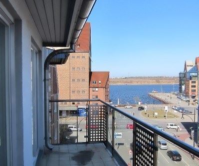 Rostock-Stadtmitte - helle Büro- oder Praxisfläche mit zwei Terrassen und Wasserblick