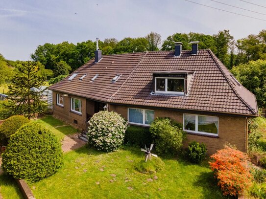 Zweiparteienhaus in ruhiger aber stadtnaher Umgebung