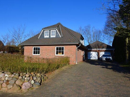 Helle Dachgeschosswohnung mit Garten in Sackgassenlage in Nordhastedt