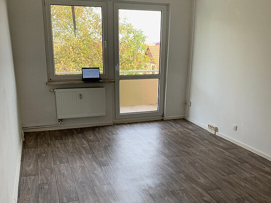 Tolle Vierraumwohnung - renoviert in modernem Design! - Blick ins Grüne