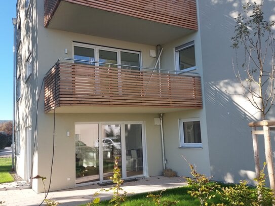 Erstbezug! Schöne 3 Zi. ETW, 1. OG, Lift, 2 Balkone, ca. 82 m², zentrale Lage von Bad Aibling, Bezug: 1-12-2024