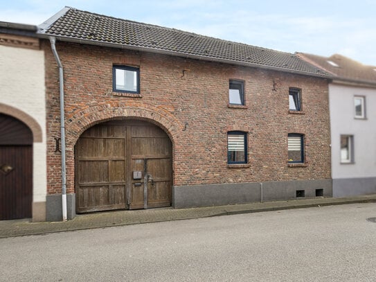 Baesweiler - Charmantes historisches Wohnhaus ca. aus 1781 - Stilvoll modernisiert