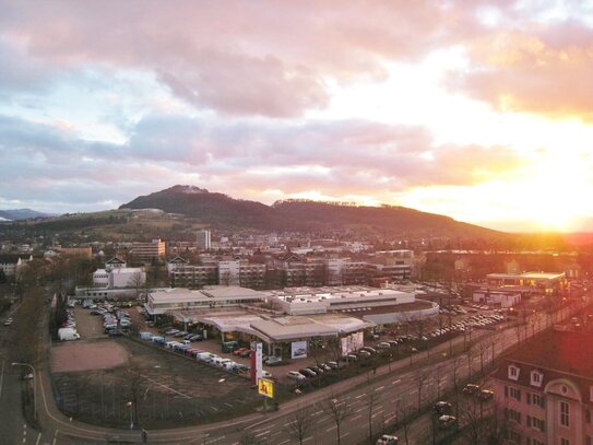 Traumaussicht - zentral gelegene 2 Zi. Wohnung in FR-Haslach !