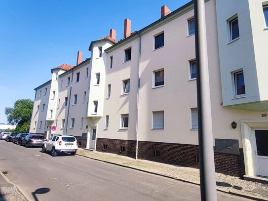 großzügige 2-Raum-Dachgeschoß-Wohnung mit Loftcharakter in beliebten Wohnensemble