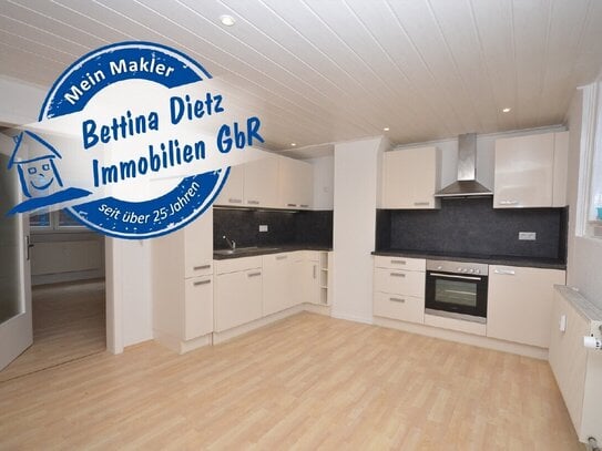 DIETZ: Neu renovierte 2-Zimmer-Erdgeschosswohnung mit Einbauküche nur 20m von der Römerstraße!