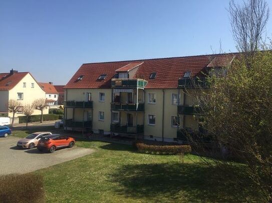 +++ Helle 2-Raumwohnung mit Balkon und EBK +++