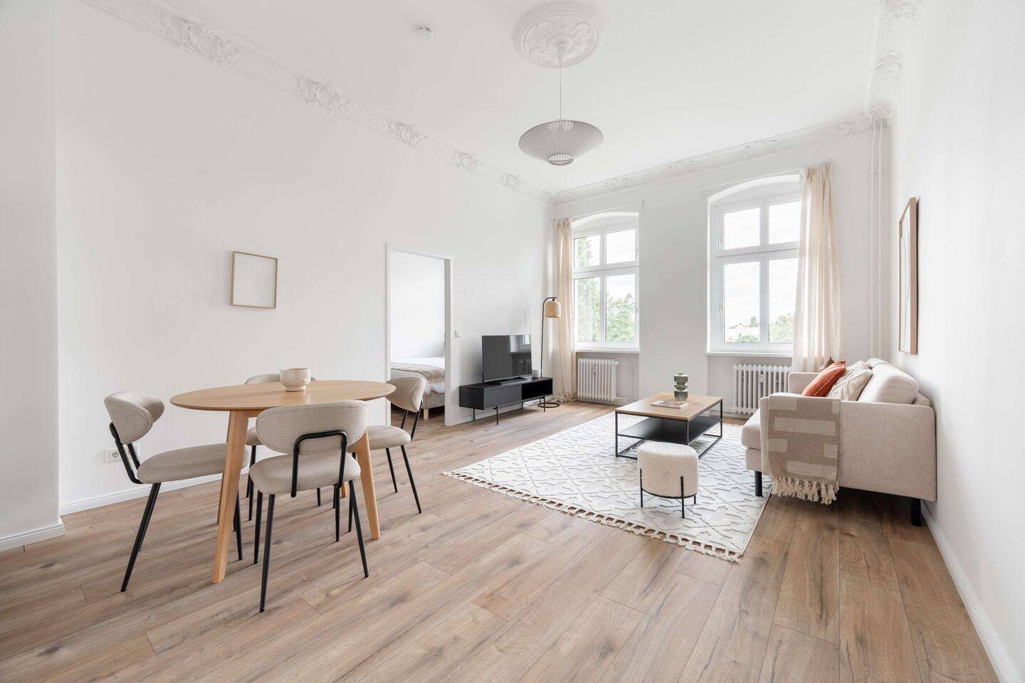 Beeindruckende 2-Zimmer Wohnung in Mitte - voll möbliert - Foto 1