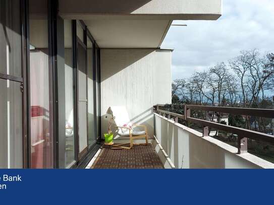 Gut geschnittene Wohnung mit Balkon und TG-Platz in modernisierter Wohnanlage