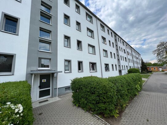 Bitterfeld-Wolfen ! Moderne 4 ZKB Wohnung mit Balkon