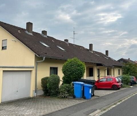 Vermietete 1 Zimmerwohnung mit Terrasse und Garten in Würzburg - Lengfeld !