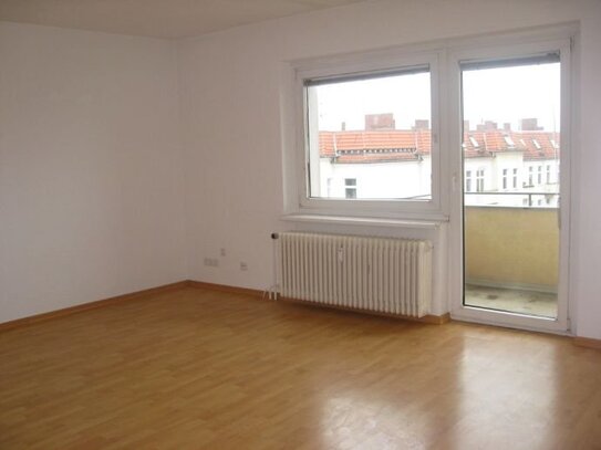 1-Zimmer Single-Wohnung mit Balkon in zentraler Lage in Berlin-Tempelhof