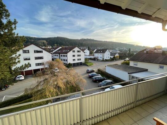 Sonniger Wohntraum! Interessante 3 Zimmer-Wohnung mit Süd-Balkon!