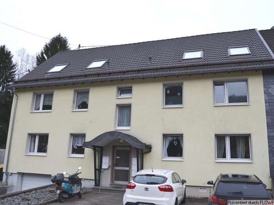 4 Zimmerwohnung mit Balkon und blick ins Grüne!