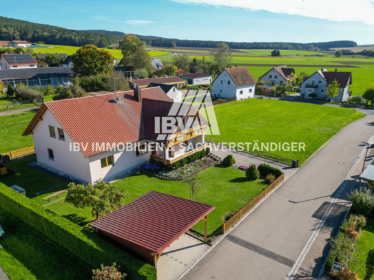 Einfamilienhaus mit Garagenbau in Etsdorf