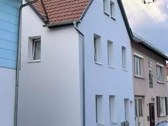 Haus mit 3 Wohnungen (ca. 165 m² Wohnfläche) in zentraler Lage von VS-Schwenningen