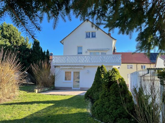 Mehrfamilienhaus in Lenterode mit großen Grundstück zu verkaufen