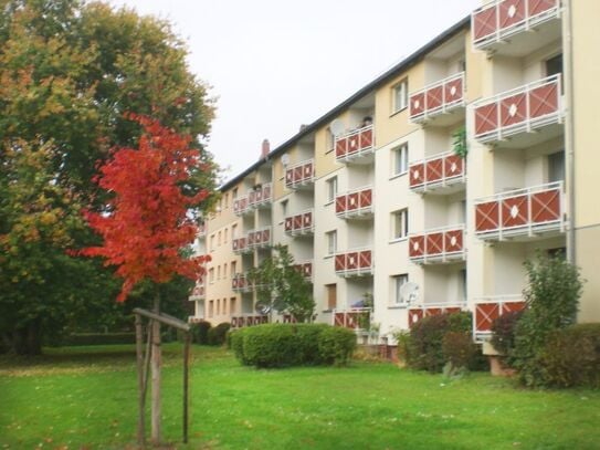 2,5 Zimmerwohnung mit gutem Schnitt & Balkon