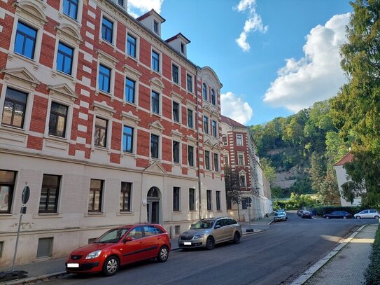 Meißen! Schöne gemütliche 2 Raum Wohnung im 2.OG zu vermieten!