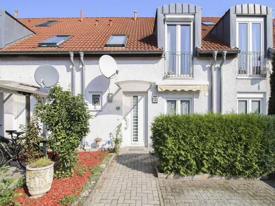 Schönes Reihenmittelhaus in ruhiger Lage vor den Toren Berlins