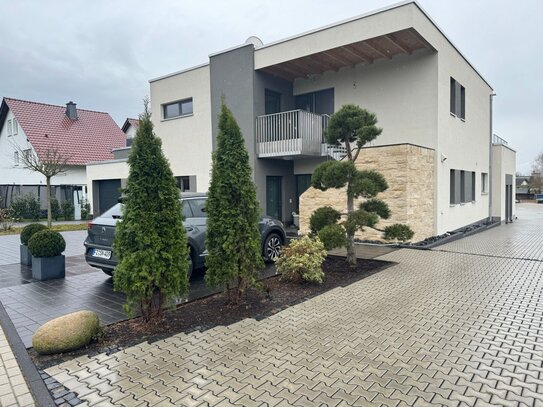 Hochwertige 3 Zimmer Wohnung in attraktivem Niedrigenergiehaus am Ortsrand von Gudensberg