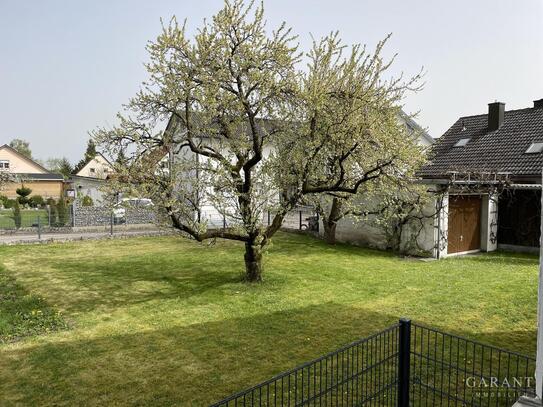 " Mehr Platz geht nicht: Familienhaus mit Riesen-Garten und zwei Wohnungen ! "