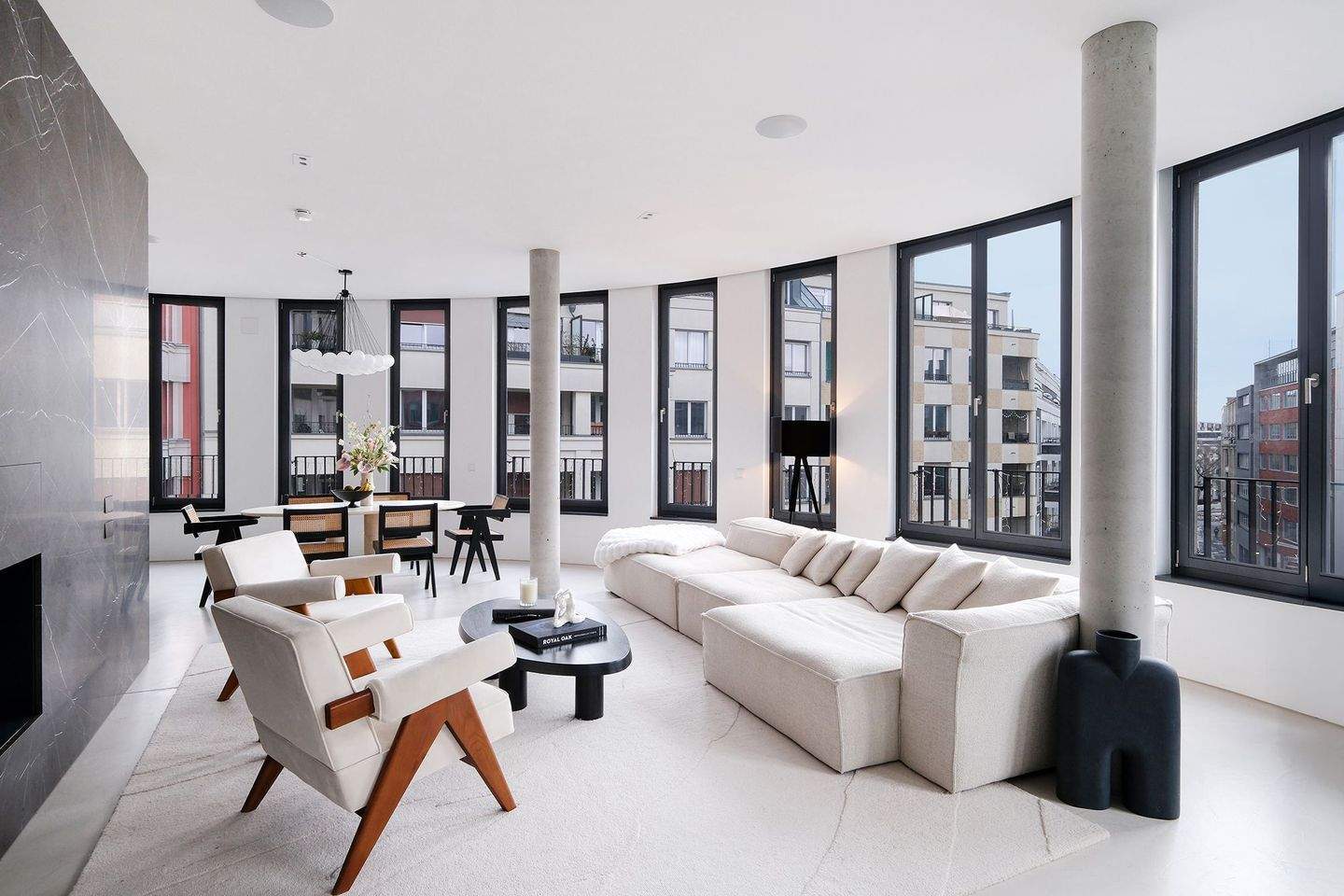 Befristet: Exklusive Design-Maisonette mit zwei Terrassen im begehrten Berlin-Mitte - Foto 1