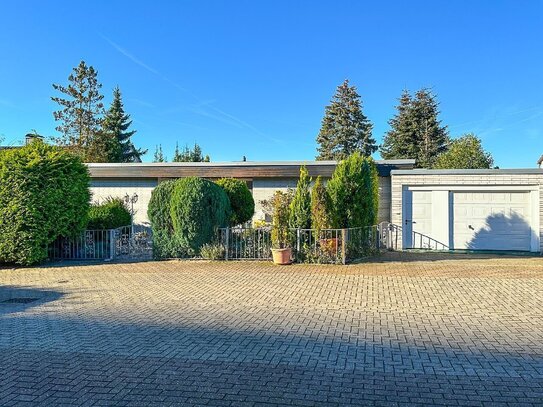 Klosterviertel: Geräumiger Bungalow mit Einlieger-Apartment in begehrter Lage