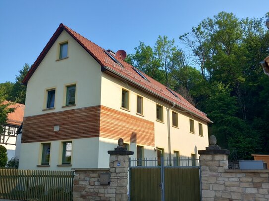 Energieeffizienzhaus Klasse A, Parkplatz,Terrasse u. Garten