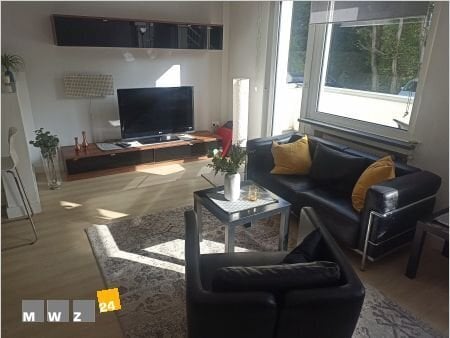 Komplett Möbliert/Furnished Accommodation in: Oberkassel. Single Apartment mit Balkon in