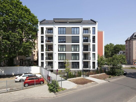 2-Zimmer-Wohnung mit Einbauküche und Balkon in Zentrumsnähe zu vermieten!