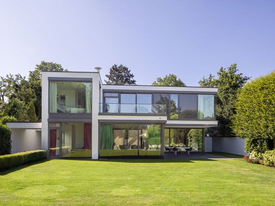 Hochklassige Villa mit Gästehaus in exklusiver Lage von Bergisch Gladbach