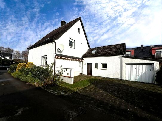 Kleines Haus mit Potential im Herzen von Heidenoldendorf!