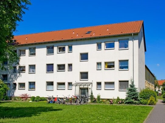 *Fairmieten* 3- Raum-Wohnung mit Balkon!