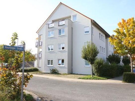 Vermietete Erdgeschosswohnung mit Terrasse und Tiefgaragenstellplatz zu verkaufen!