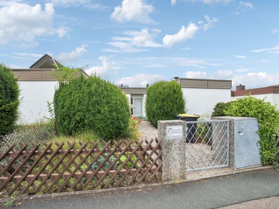 Hervorragend geschnittener Bungalow mit hohem Potenzial in Nürnberg-Gaulnhofen