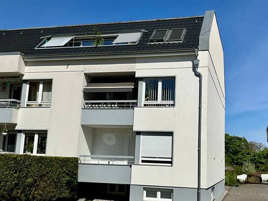 Super Dachgeschosswohnung am Schweizer Viertel
