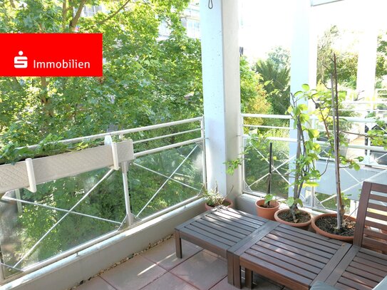 Helle, schicke, 3-Zimmer-Wohnung mit Balkon, TG-Platz, EBK