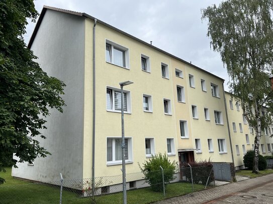 KUNZE / Sanierte 3-Zimmer-Wohnung mit Balkon