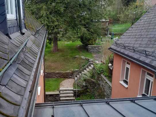 Schöne, größere Wohnung im Zentrum von Lößnitz